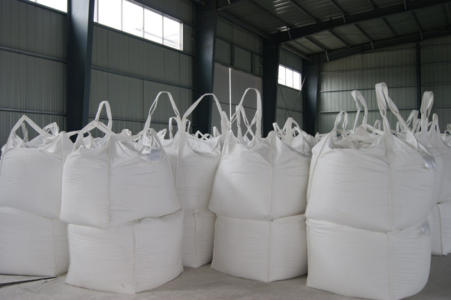 石灰的化學(xué)式是什么？它是酸性還是堿性的